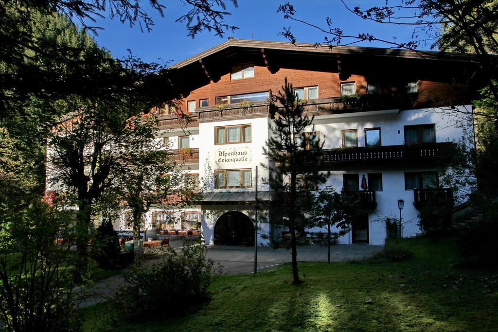 Hotel Evianquelle Bad Gastein Bagian luar foto